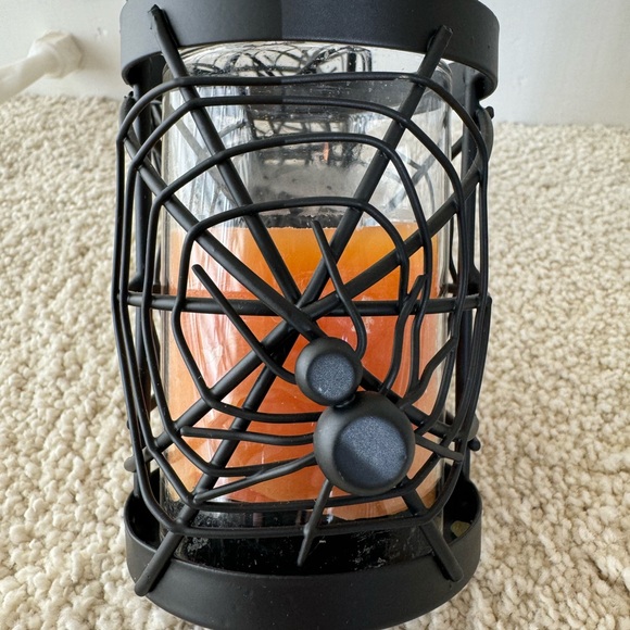 Set of 3 Spider Candle Holders - Picture 2 of 8